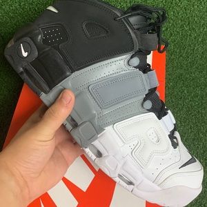 Nike air uptempo